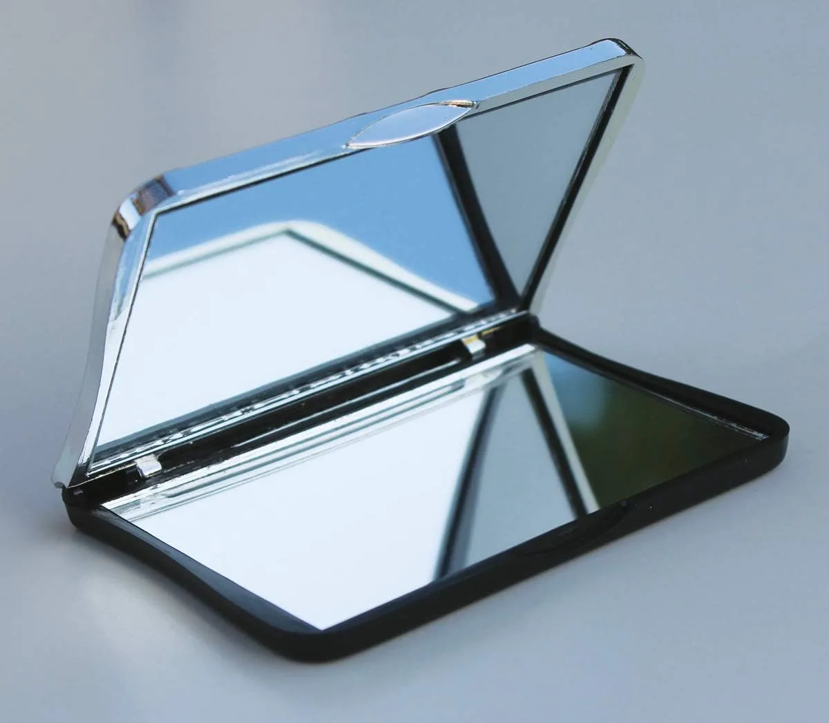 Lissom Design Compact Mirror - Handheld Magnifying Cosmetic Mirror, 2.63-Inch, Paris Fashion - Square - Traveler - Image 19